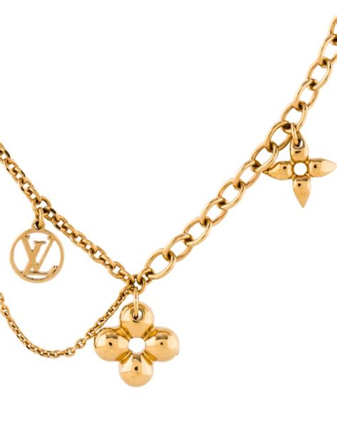 louis vuitton black clover necklace|Louis Vuitton blooming necklace.